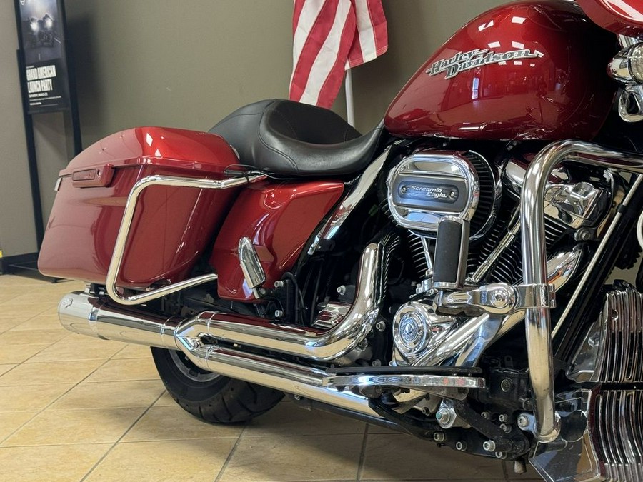 2019 Harley-Davidson Street Glide® Base