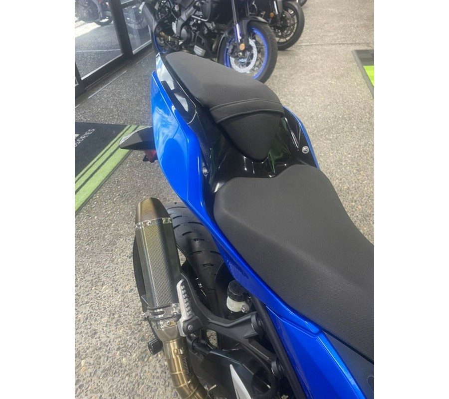 2018 Kawasaki Ninja® 400 Base