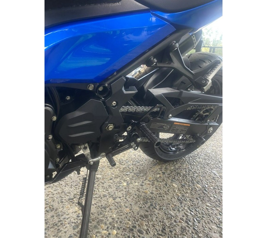 2018 Kawasaki Ninja® 400 Base