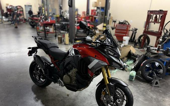 2025 Ducati Multistrada V4 Pikes Peak Livery