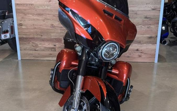 2017 Harley-Davidson FLHXSE - CVO Street Glide