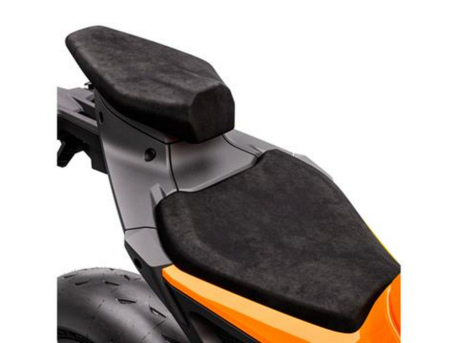 2026 KTM 990 RC R
