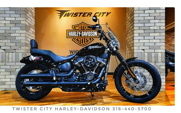 USED 2018 Harley-Davidson® Street Bob®, FXBB