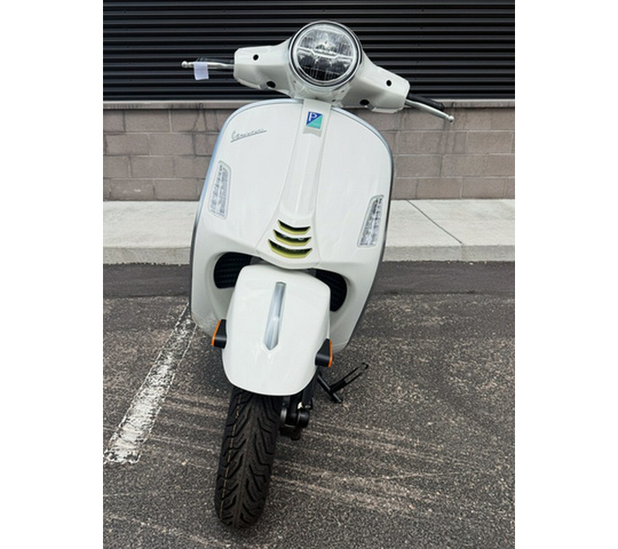 2027 Vespa GTS 310 SUPERTECH