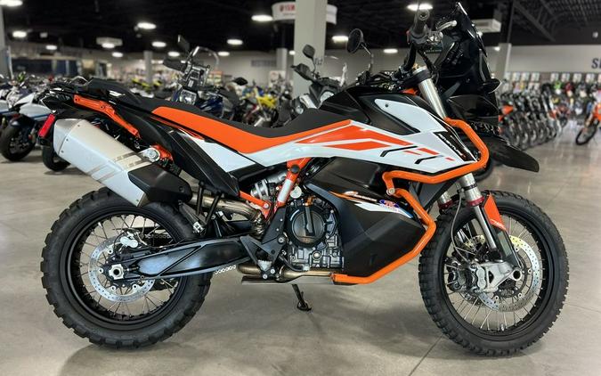 2019 KTM 790 Adventure & 790 Adventure R – First Ride