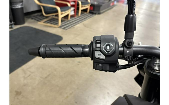 2025 Honda CB750 Hornet