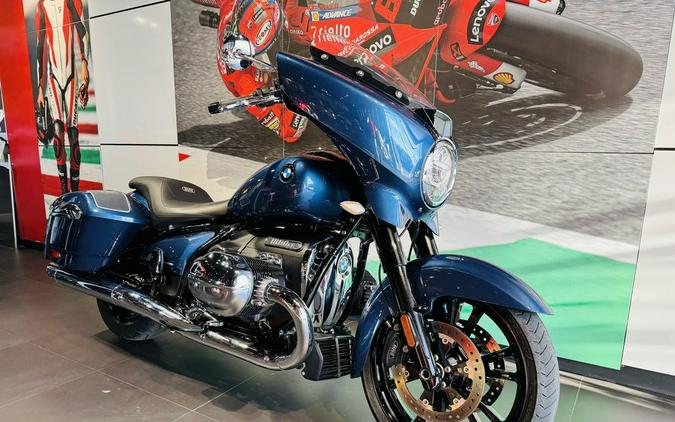 2023 BMW R 18 B Gravity Blue Metallic