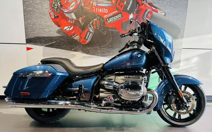 2023 BMW R 18 B Gravity Blue Metallic