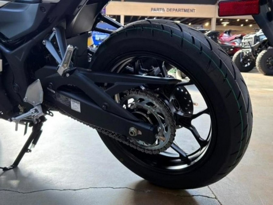 2026 Yamaha YZF R3 70Th Anniversary Edition