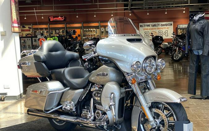 2018 Harley-Davidson Touring FLHTCU - Electra Glide Ultra Classic