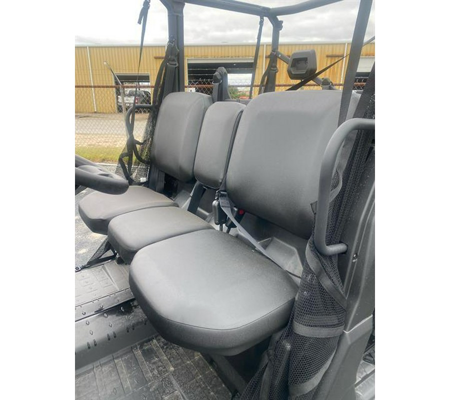 2025 Can-Am Defender MAX HD7