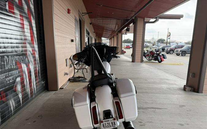 2020 Harley-Davidson® Street Glide® Special Stone Washed White Pearl