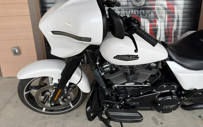 2020 Harley-Davidson® Street Glide® Special Stone Washed White Pearl