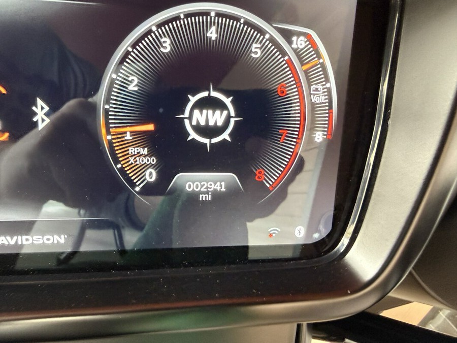 2020 Harley-Davidson® Street Glide® Special Stone Washed White Pearl