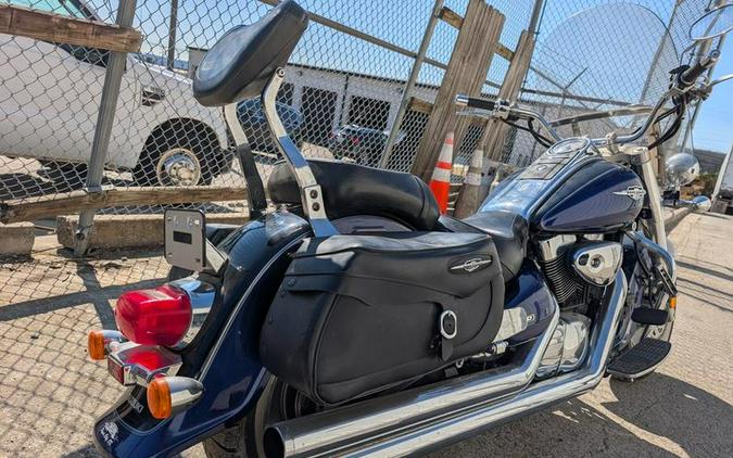 2005 Suzuki Boulevard C90T