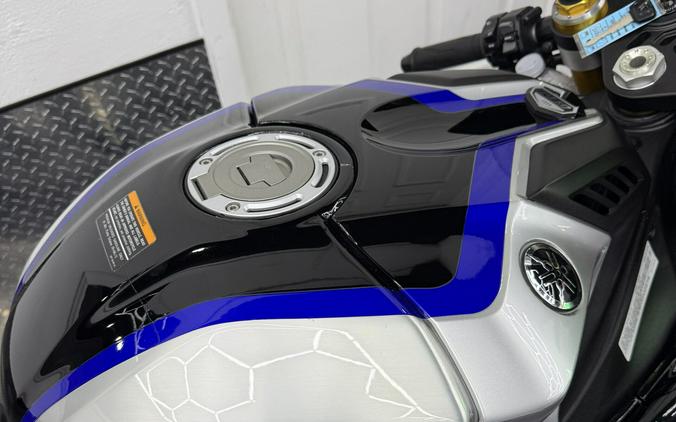 2023 Yamaha R1M With Only 1700 Miles, Full Akrapovic Exhaust