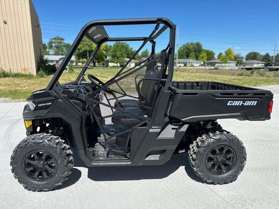 2026 Can-Am Defender DPS HD9