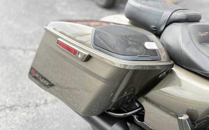 2021 Harley-Davidson® CVO Road Glide Bronze Armor - 56298T