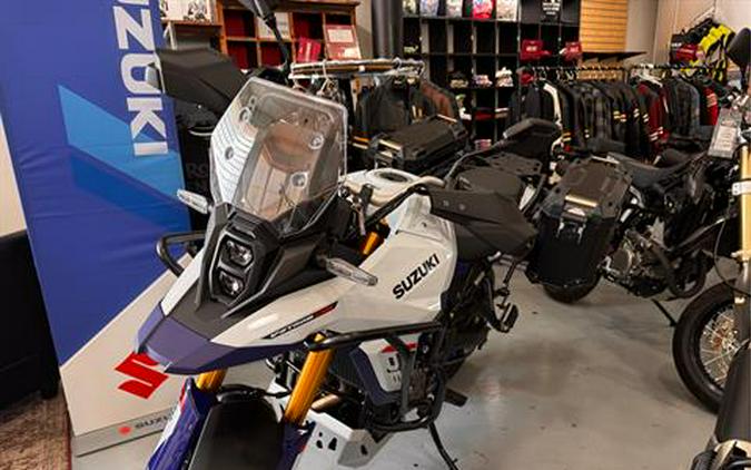 2025 Suzuki V-Strom 800DE Adventure