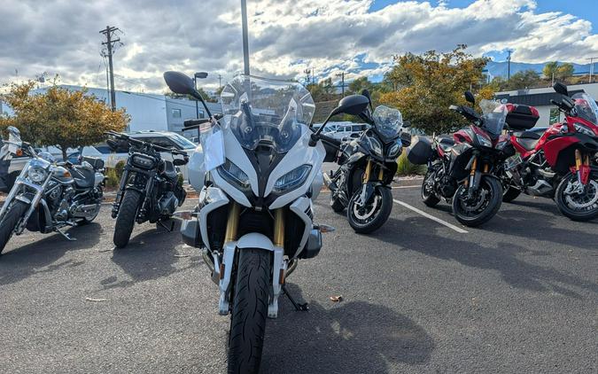 2022 BMW Motorrad R 1250 RS Light White