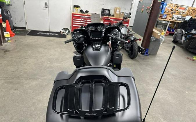 2024 Indian Motorcycle® Pursuit® Dark Horse® with PowerBand Audio Package Black Smoke