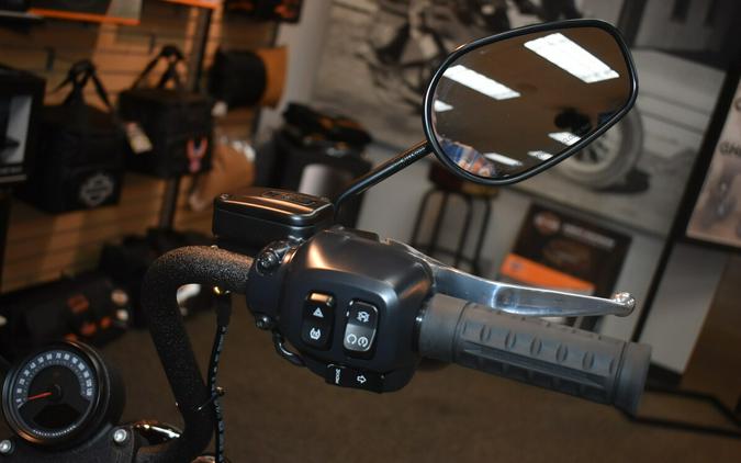 FXBB 2025 Street Bob™