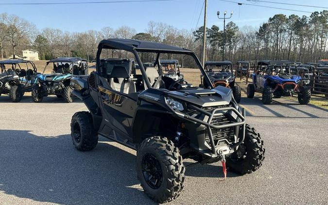 2026 Can-Am Commander XT 700