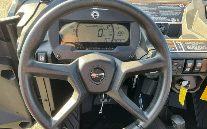 2026 Can-Am Commander XT 700