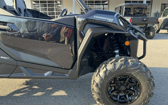 2026 Can-Am Commander XT 700