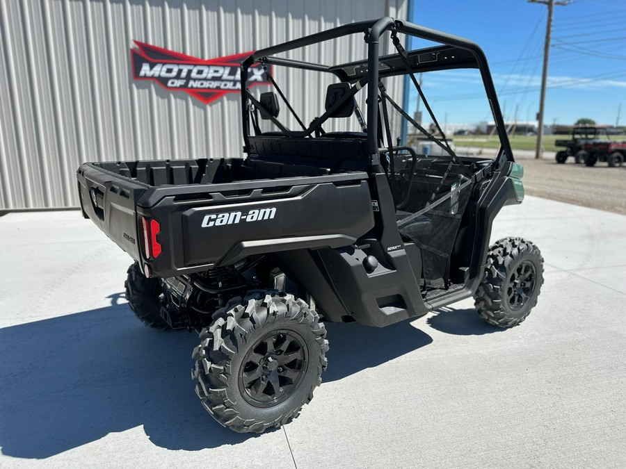 2026 Can-Am Defender DPS HD10