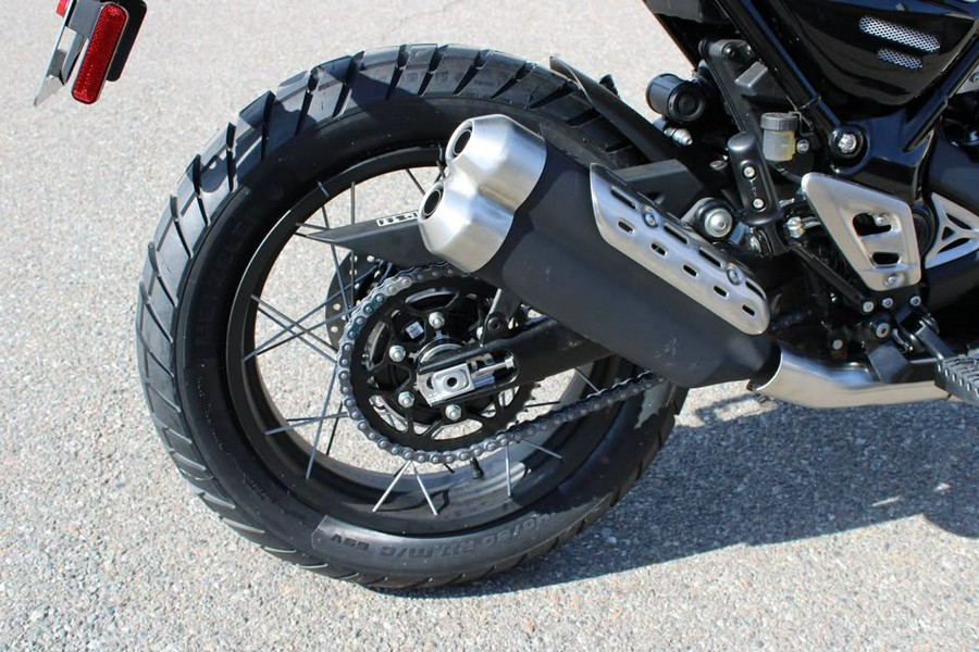 2026 TRIUMPH SCRAMBLER 400 XC