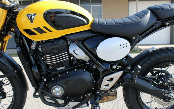 2026 TRIUMPH SCRAMBLER 400 XC