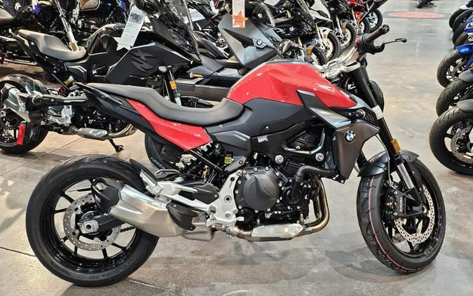 2024 BMW F 900 R Exclusive