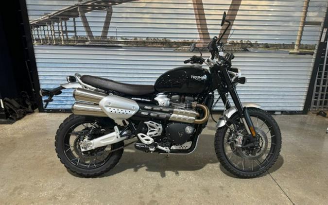 2022 Triumph Scrambler 1200 XC Sapphire Black