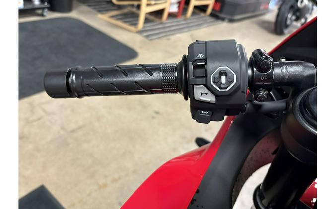 2025 Honda CBR650R E-Clutch