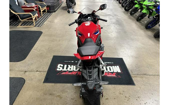 2025 Honda CBR650R E-Clutch