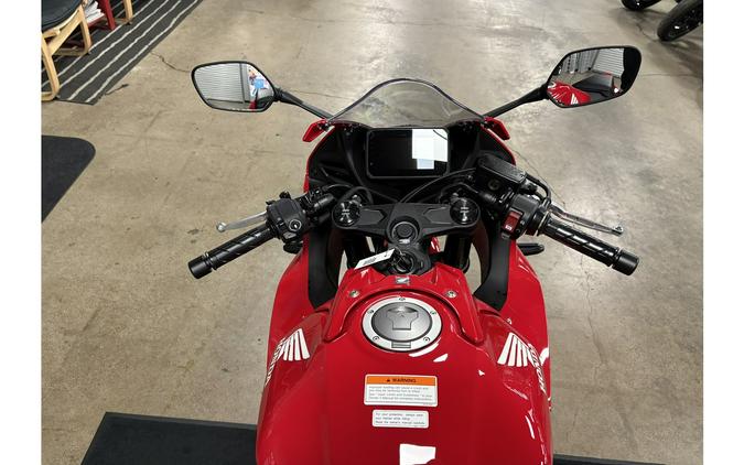 2025 Honda CBR650R E-Clutch