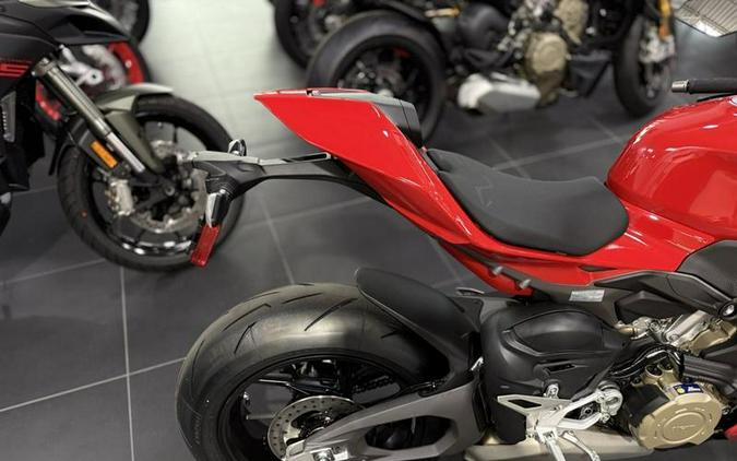 2025 Ducati Streetfighter V4 Ducati Red