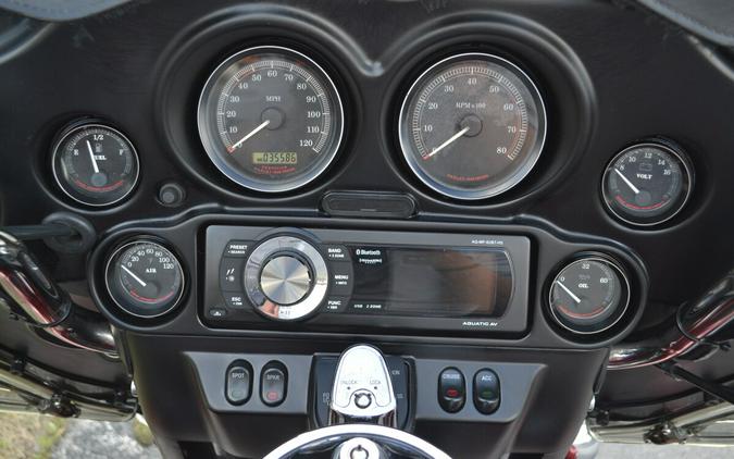 2006 Harley-Davidson® Electra Glide® Ultra Classic® - FLHTCUI