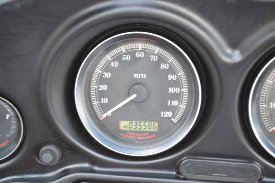 2006 Harley-Davidson® Electra Glide® Ultra Classic® - FLHTCUI