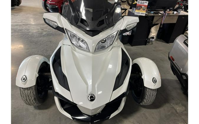2018 Can-Am Spyder® RT SE6