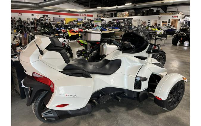 2018 Can-Am Spyder® RT SE6