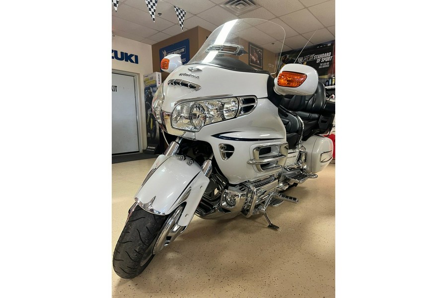 2005 Honda GOLDWING GL1800 (CASH PRICE)