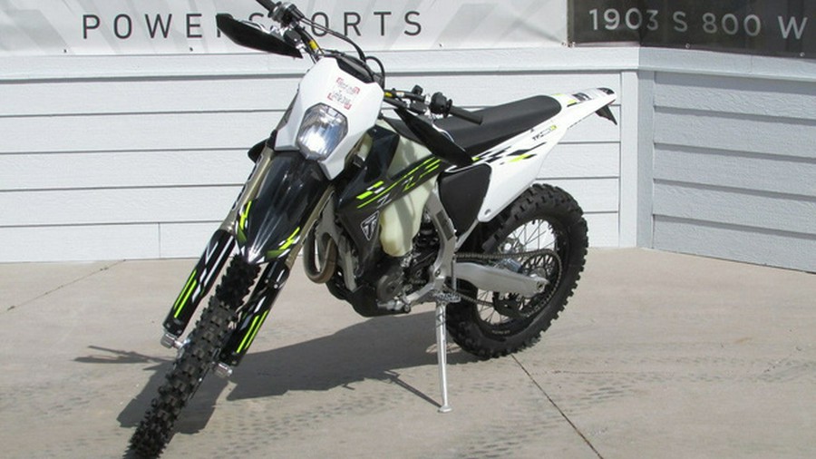 2026 Triumph TF 450-E Jet Black/Pure White