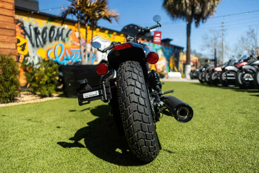 2025 Indian SCOUT BOBBER LTD, BLACK METALLIC 49ST Limited