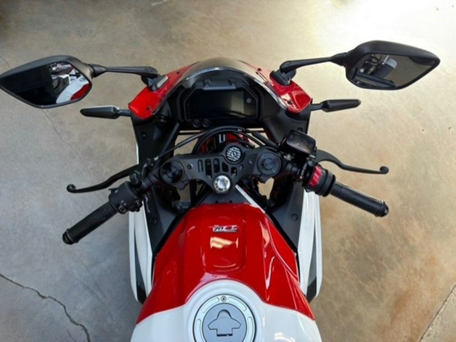 2026 Yamaha YZF R3 70Th Anniversary Edition