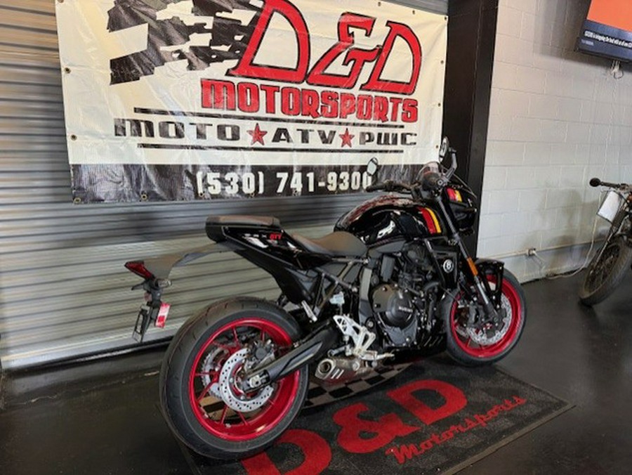 2026 Suzuki GSX 8TT CA