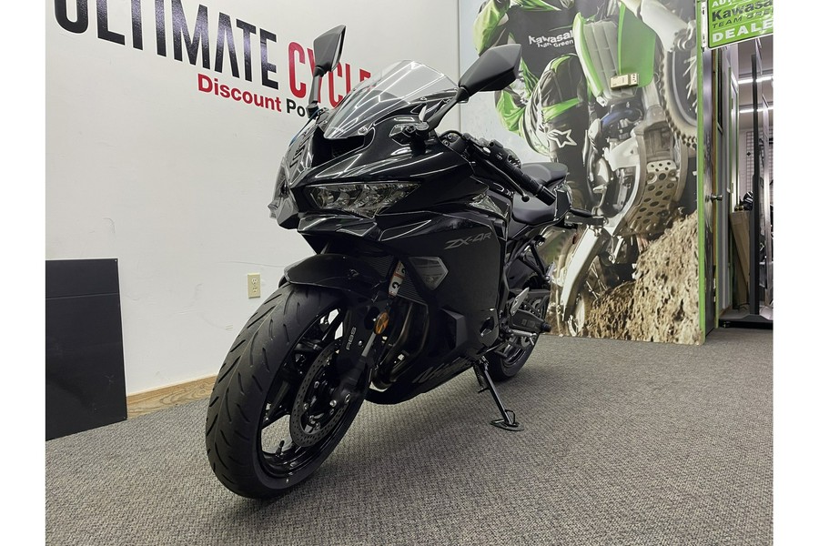 2025 Ninja ZX-4R ABS - Kawasaki