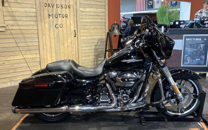 2017 Harley-Davidson® FLHXS - Street Glide® Special