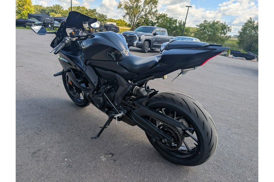 2023 Yamaha YZF-R7